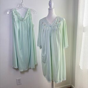 SHADOWLINE Vintage Embroidered Nylon Nightgown Robe Set Mint Green L